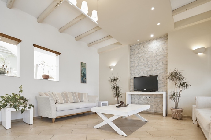 Imagen de los interiores del Hotel Nissos Thira. Foto 16