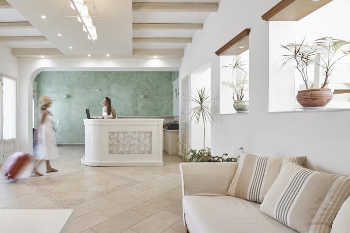 Imagen de los interiores del Hotel Nissos Thira. Foto 17