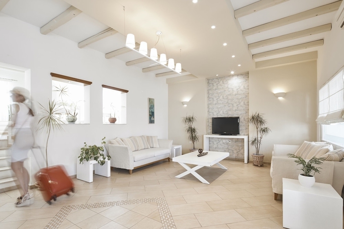 Imagen de los interiores del Hotel Nissos Thira. Foto 18