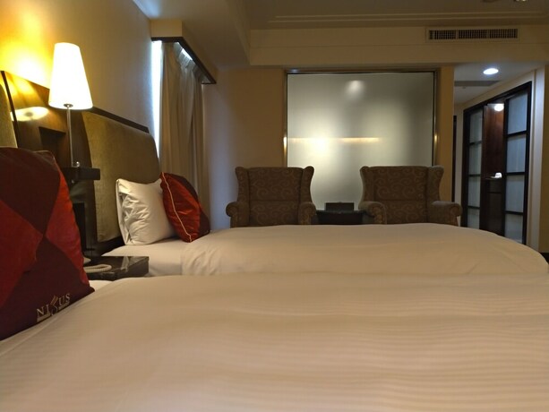 Imagen de la habitación del Hotel Nisus. Foto 10