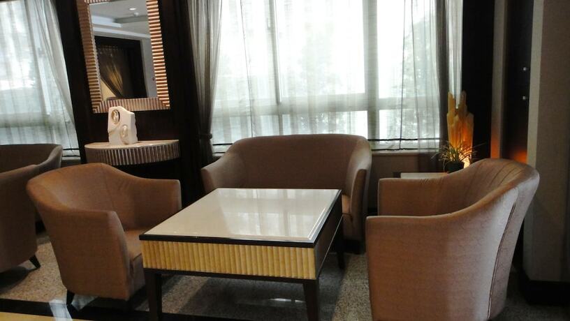 Imagen de los interiores del Hotel Nisus. Foto 14