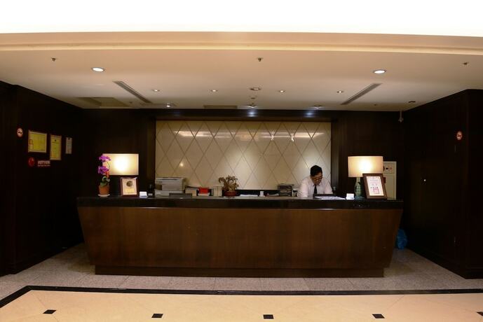 Imagen de los interiores del Hotel Nisus. Foto 19