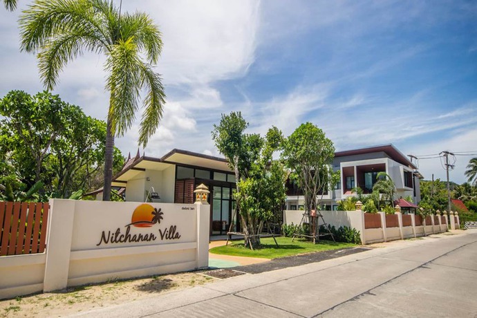 Imagen de los exteriores del Hotel Nitchanan Villa. Foto 20