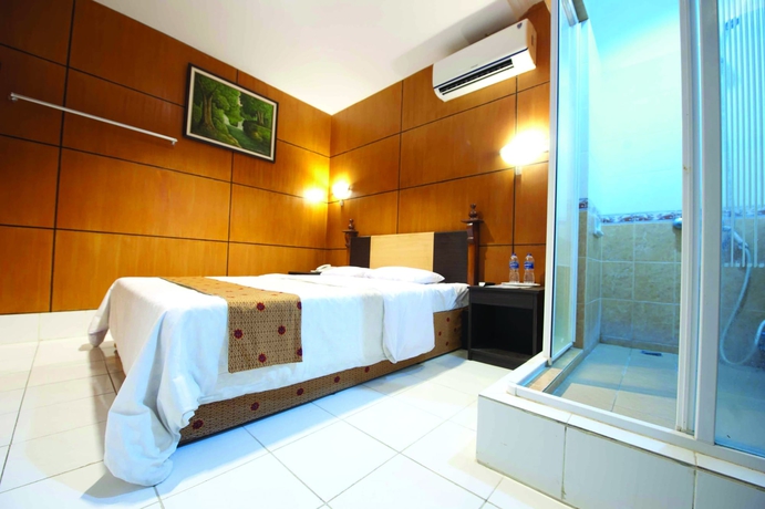 Imagen de la habitación del Hotel Nite And Day Semarang. Foto 3