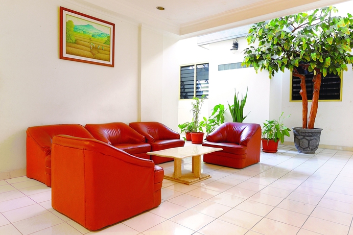 Imagen de los interiores del Hotel Nite And Day Semarang. Foto 17
