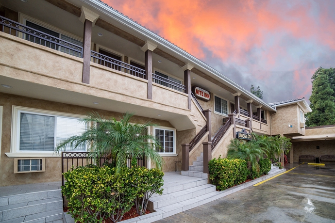 Imagen general del Hotel Nite Inn. Foto 2