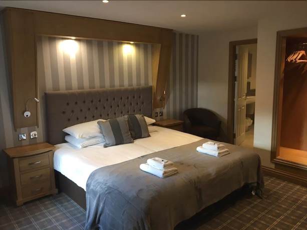 Imagen de la habitación del Hotel Nithsdale. Foto 16