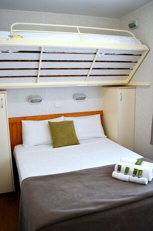 Imagen de la habitación del Hotel Nitmiluk Chalets. Foto 18