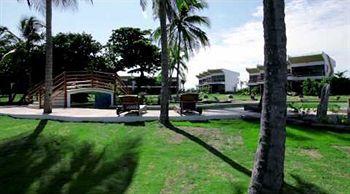 Imagen de la piscina del Hotel Nitro City Panama Action Sports Resort. Foto 15
