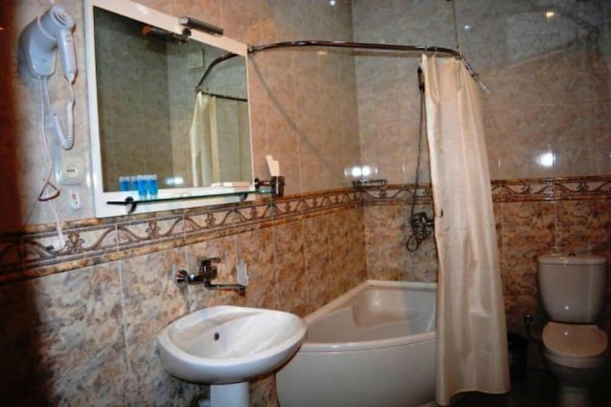 Imagen general del Hotel Nitsa, Tbilisi. Foto 7