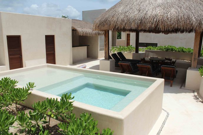 Imagen de los exteriores del Hotel Niwa Tulum Luxury Suites. Foto 7