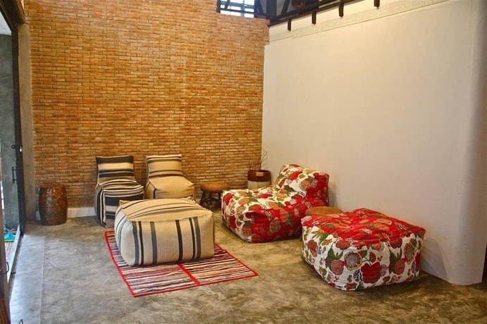 Imagen de los interiores del Hotel Niwas Ayutthaya. Foto 17