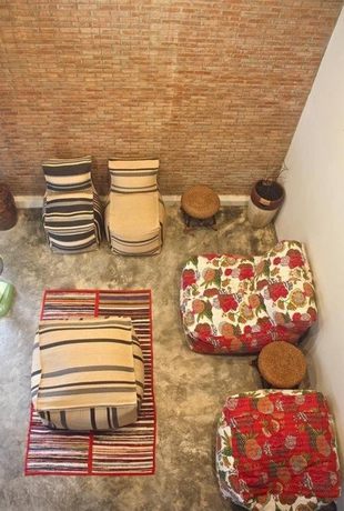 Imagen de los interiores del Hotel Niwas Ayutthaya. Foto 18