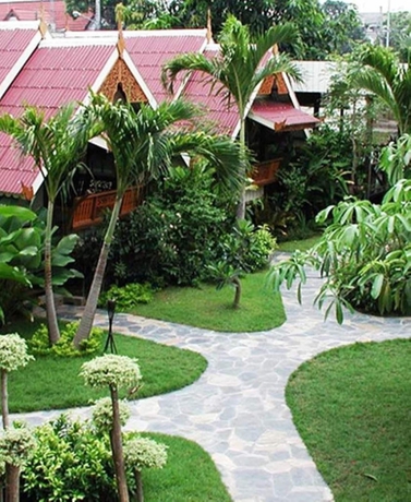 Imagen de la habitación del Hotel Niwas Ayutthaya. Foto 8