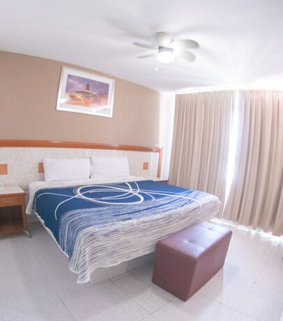 Imagen de la habitación del Hotel Niza Palace. Foto 16
