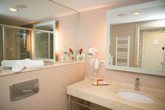 Imagen de la habitación del Hotel Niza Park. Foto 2