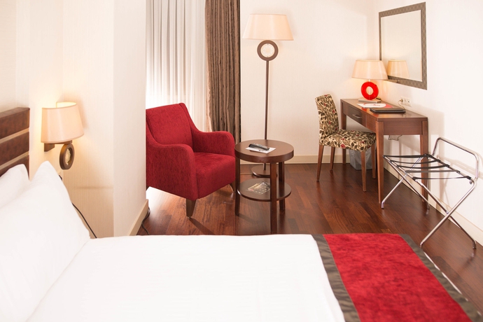Imagen de la habitación del Hotel Niza Park. Foto 5