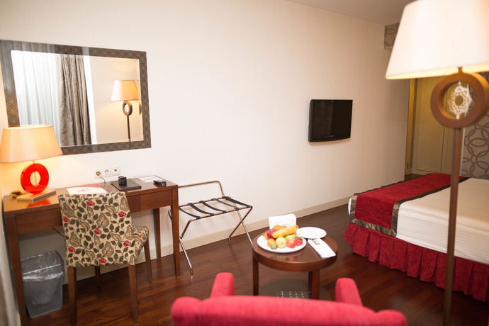 Imagen de la habitación del Hotel Niza Park. Foto 8