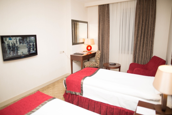 Imagen de la habitación del Hotel Niza Park. Foto 12