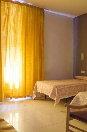 Imagen general del Hotel Niza, Salou. Foto 4