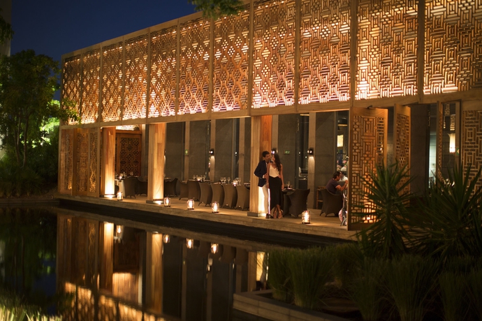 Imagen del bar/restaurante del Hotel Nizuc Resort and Spa. Foto 3