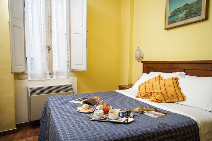 Imagen de la habitación del Hotel Nizza, Florencia. Foto 10