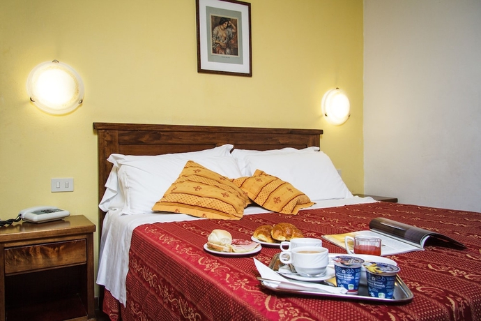 Imagen de la habitación del Hotel Nizza, Florencia. Foto 14