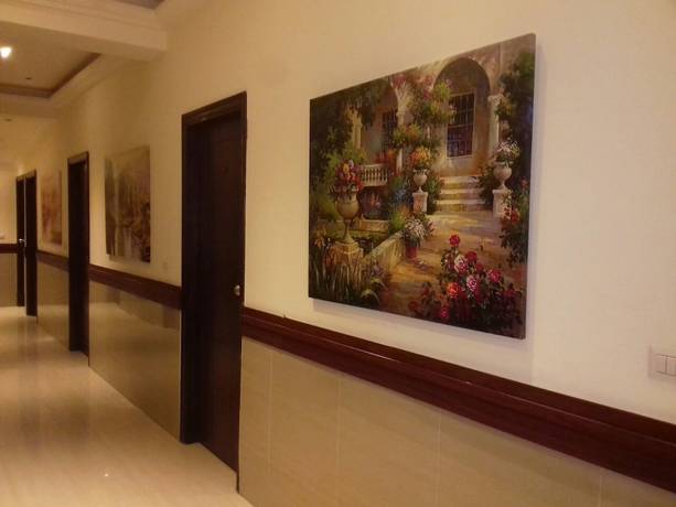 Imagen de los interiores del Hotel Nj. Foto 12