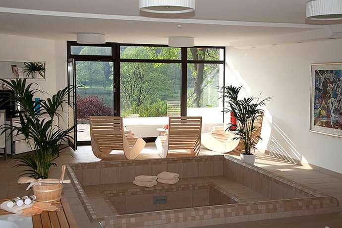 Imagen de la piscina del Hotel Njord. Foto 19