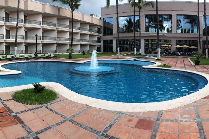 Imagen de la piscina del Hotel Nk Nekié Tepic. Foto 14