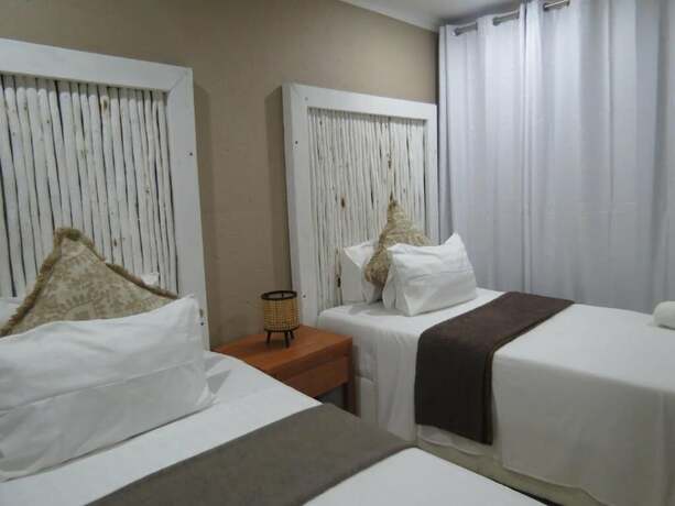 Imagen de la habitación del Hotel Nkanhe Lodge. Foto 16