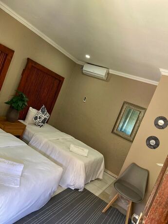 Imagen de la habitación del Hotel Nkanhe Lodge. Foto 19