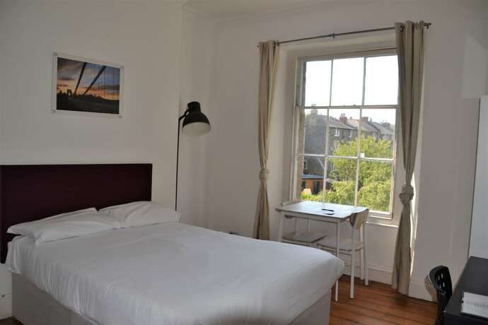 Imagen general del Hotel No 13 Georgian Shared House - By Clifton Short Lets. Foto 3