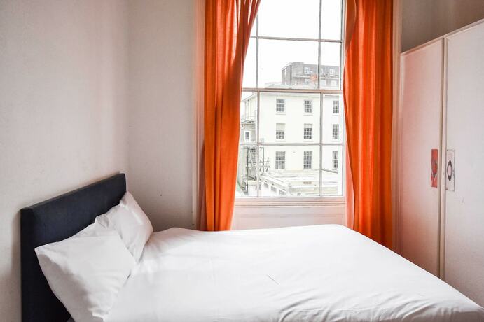 Imagen general del Hotel No 13 Georgian Shared House - By Clifton Short Lets. Foto 5