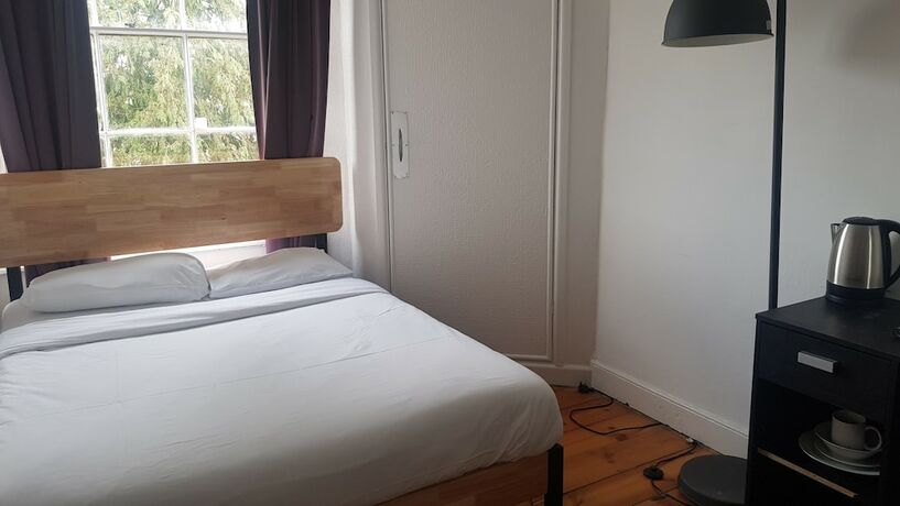 Imagen de la habitación del Hotel No 13 Georgian Shared House - By Clifton Short Lets. Foto 14