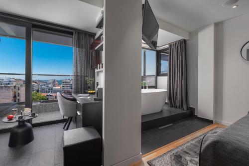 Imagen de la habitación del Hotel No 15 Ermou. Foto 17