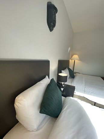 Imagen de la habitación del Hotel No 6 West Coates. Foto 11