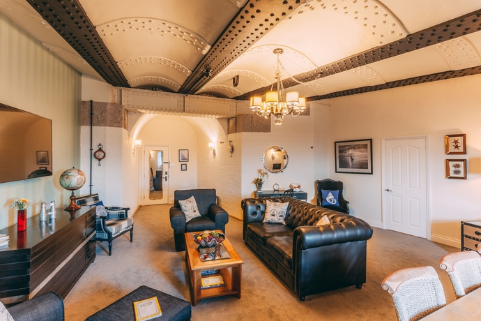Imagen de los interiores del Hotel No Man's Fort. Foto 9