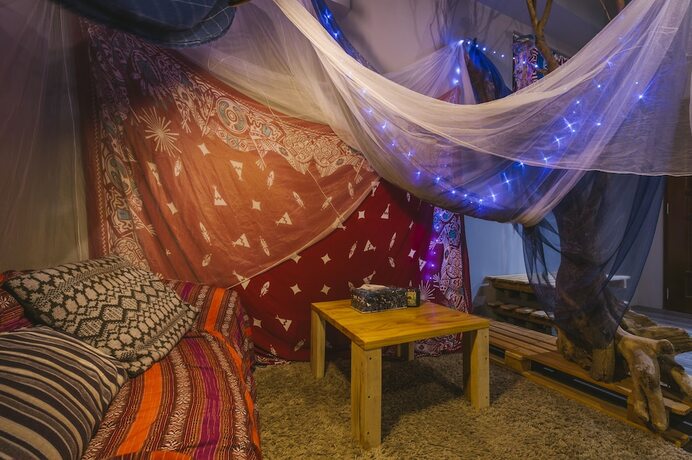 Imagen de la habitación del Hotel No Sun No Happy Inn. Foto 18