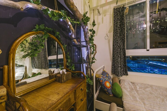 Imagen de los interiores del Hotel No Sun No Happy Inn. Foto 32