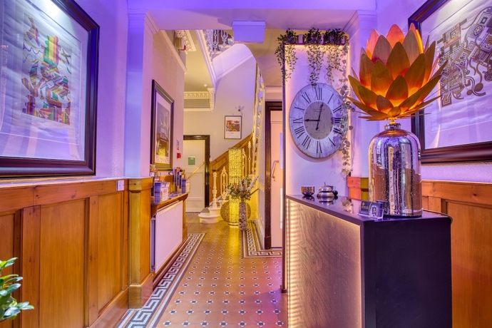 Imagen de los interiores del Hotel No.32. Foto 18