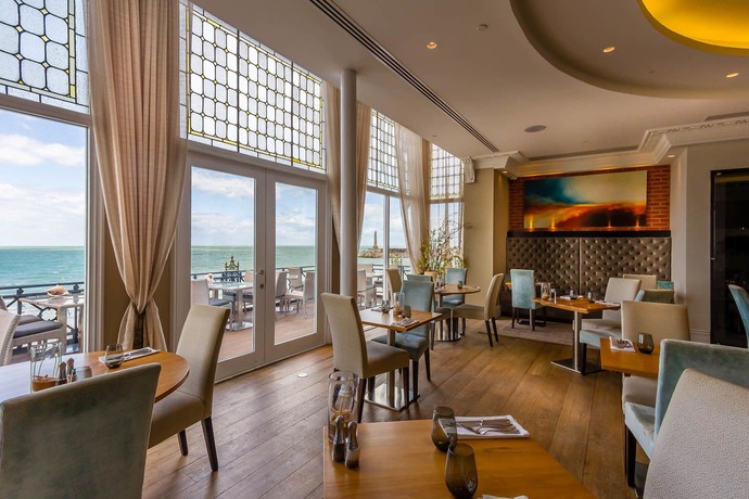 Imagen del bar/restaurante del Hotel No.42 by GuestHouse Margate. Foto 2