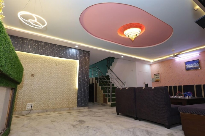 Imagen de los interiores del Hotel NoVo Agra. Foto 11