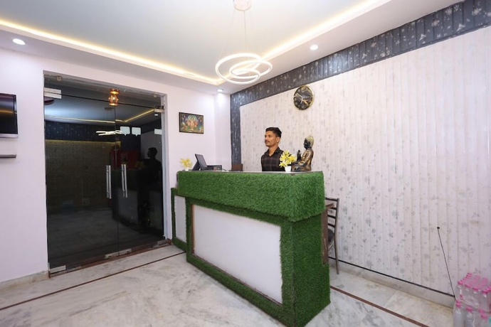 Imagen de los interiores del Hotel NoVo Agra. Foto 12