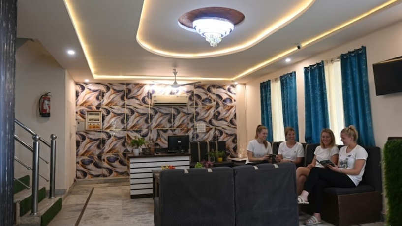 Imagen de los interiores del Hotel NoVo Agra. Foto 14