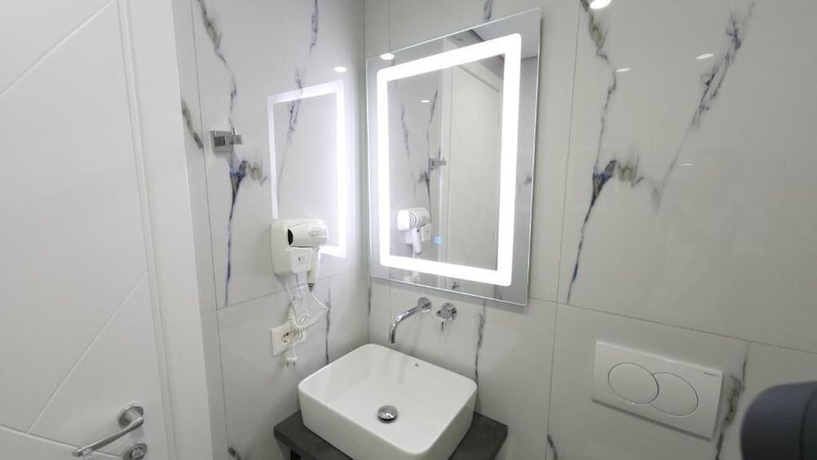 Imagen de la habitación del Hotel Noa Boutique. Foto 13