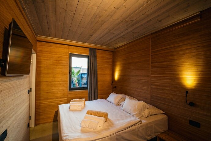 Imagen de la habitación del Hotel Noa Glamping Resort. Foto 13
