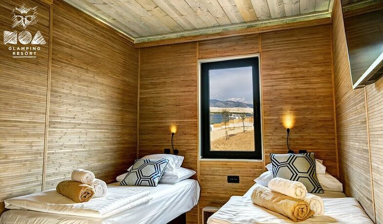 Imagen de la habitación del Hotel Noa Glamping Resort. Foto 14