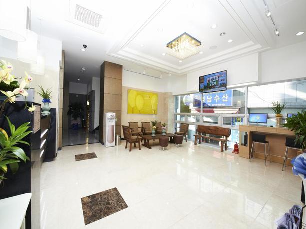 Imagen de los interiores del Hotel Noah. Foto 16