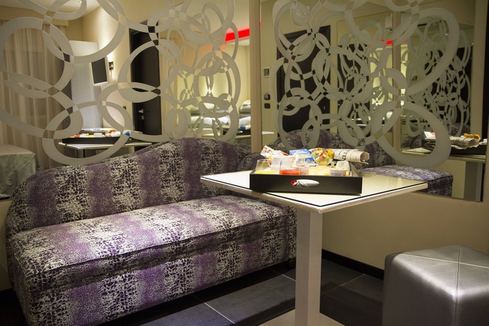 Imagen de la habitación del Hotel Noah Gate and Suites. Foto 6
